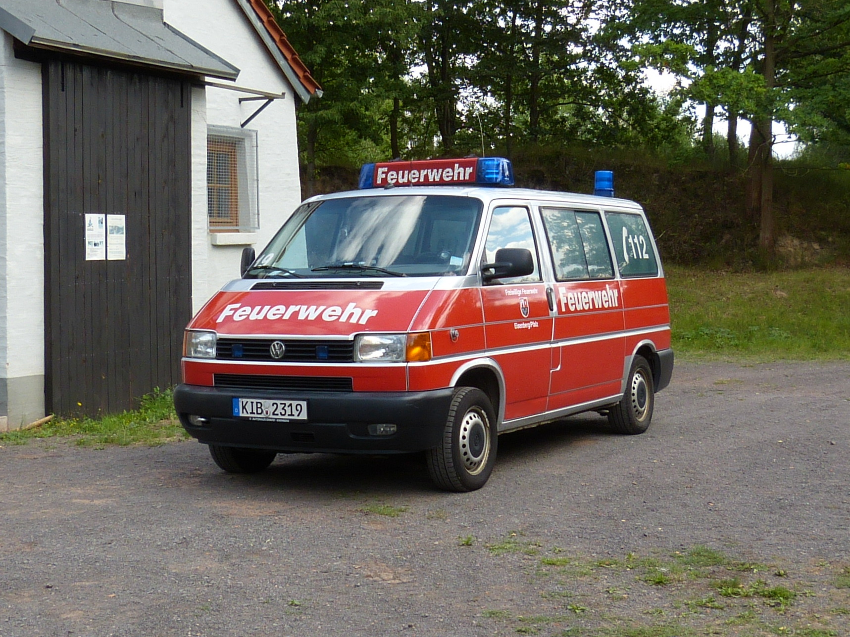 mtf_2001_front.jpg mtf_2001_front.jpg
