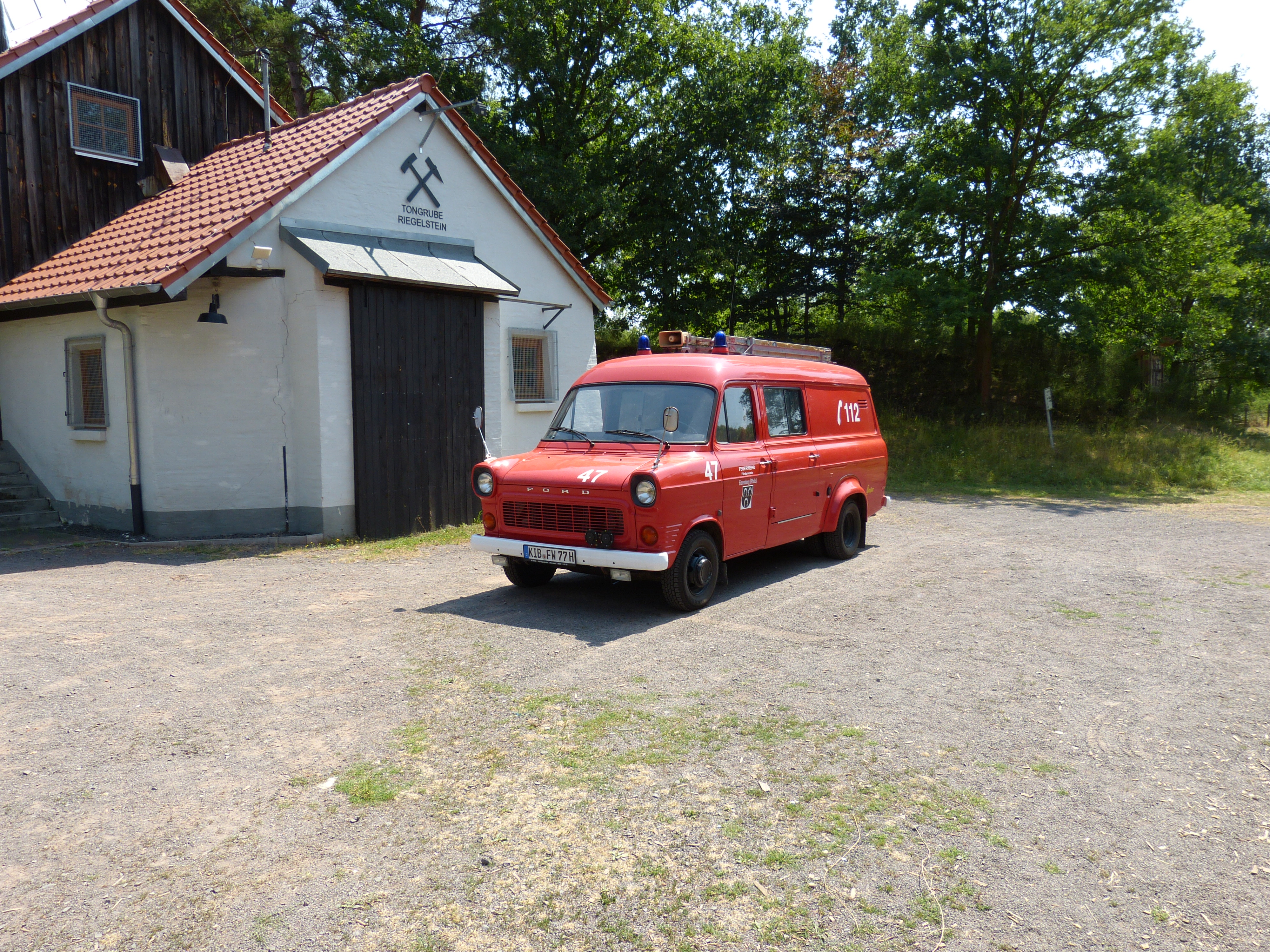 tsf_1977_front.jpg tsf_1977_front.jpg